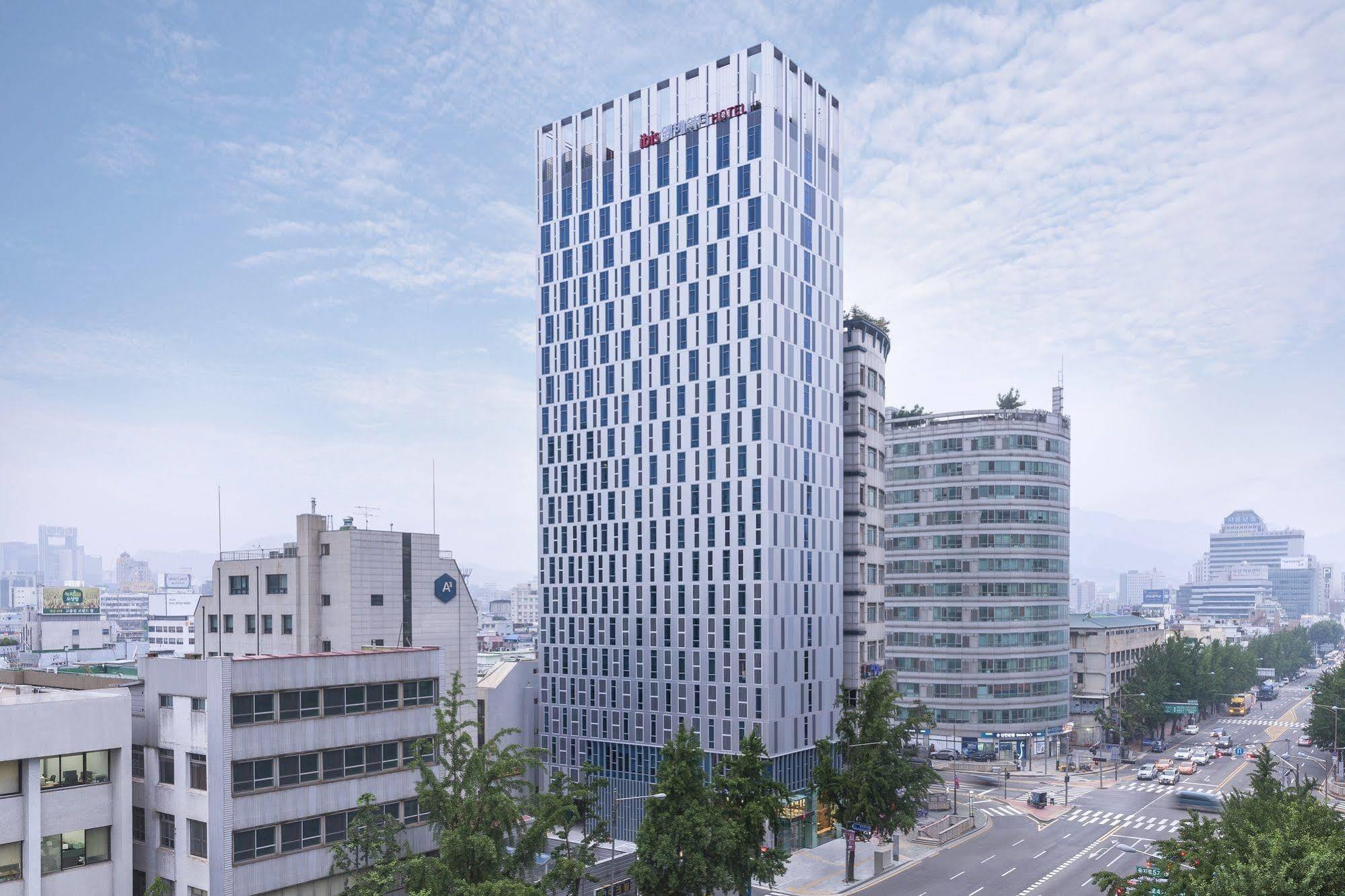 Travelodge Dongdaemun 4*